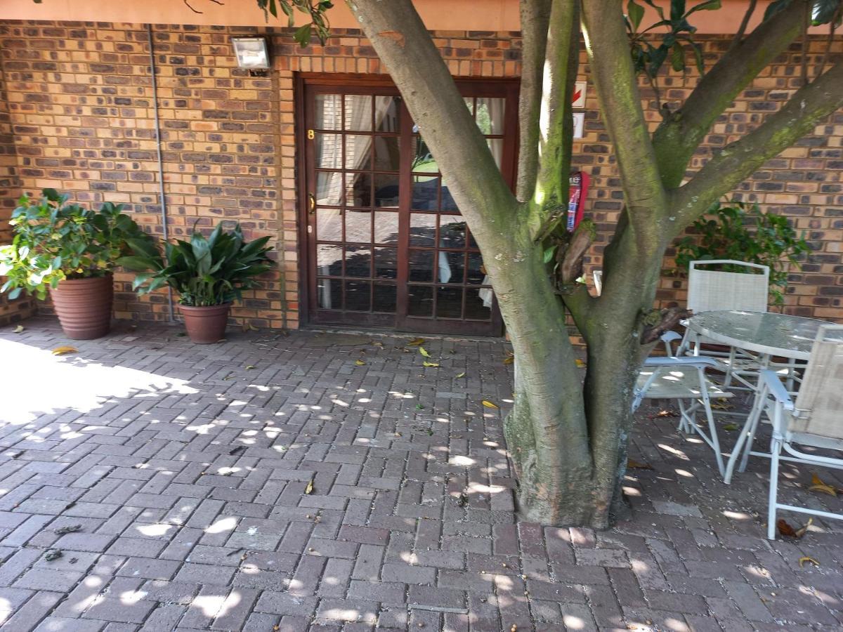 ארמלו Khokha Moya Guesthouse מראה חיצוני תמונה