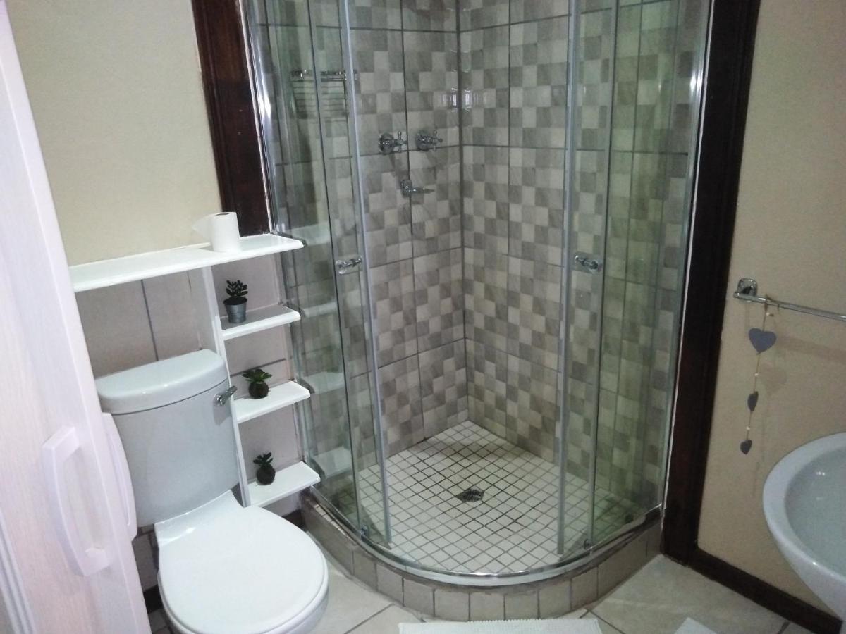 ארמלו Khokha Moya Guesthouse מראה חיצוני תמונה