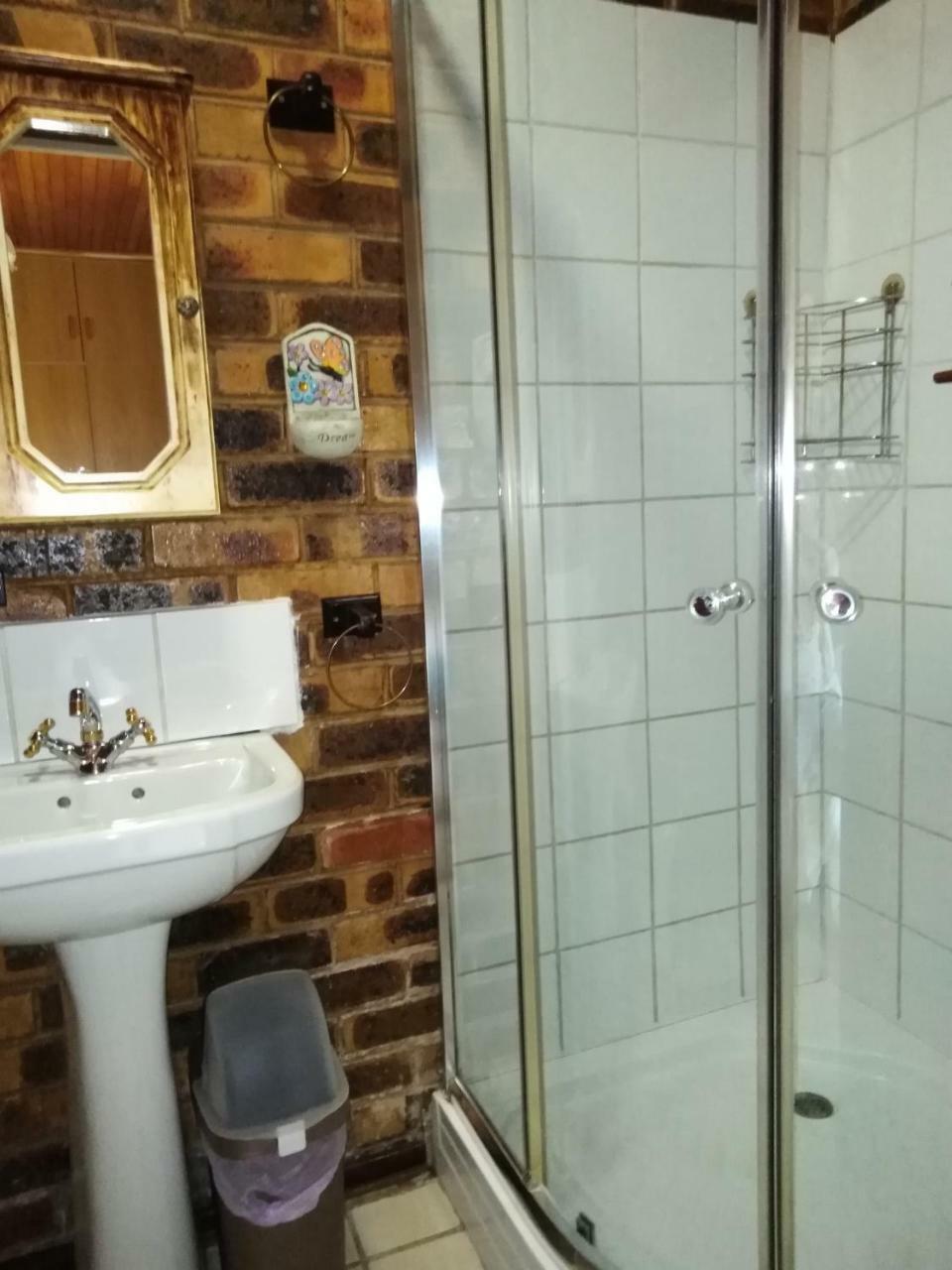 ארמלו Khokha Moya Guesthouse מראה חיצוני תמונה